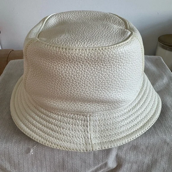 Authentic Hermès Calvi Bucket Hat - Blanc Cassé Cerf Lourd Leather (Deerskin)